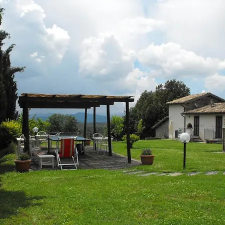 Sleeps 2 Pool Wifi T764292