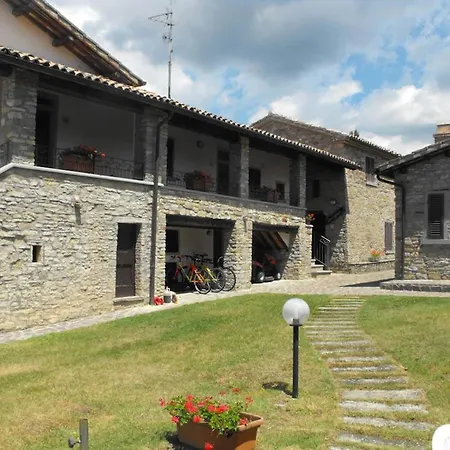 Sleeps 2 Pool Wifi T764292 Citta di Castello